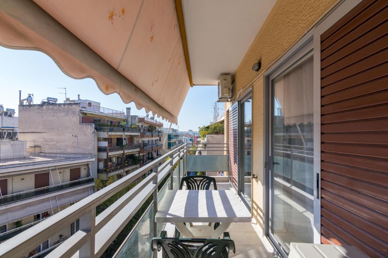 Spacious And Modern Flat For 4 Athena Bagian luar foto