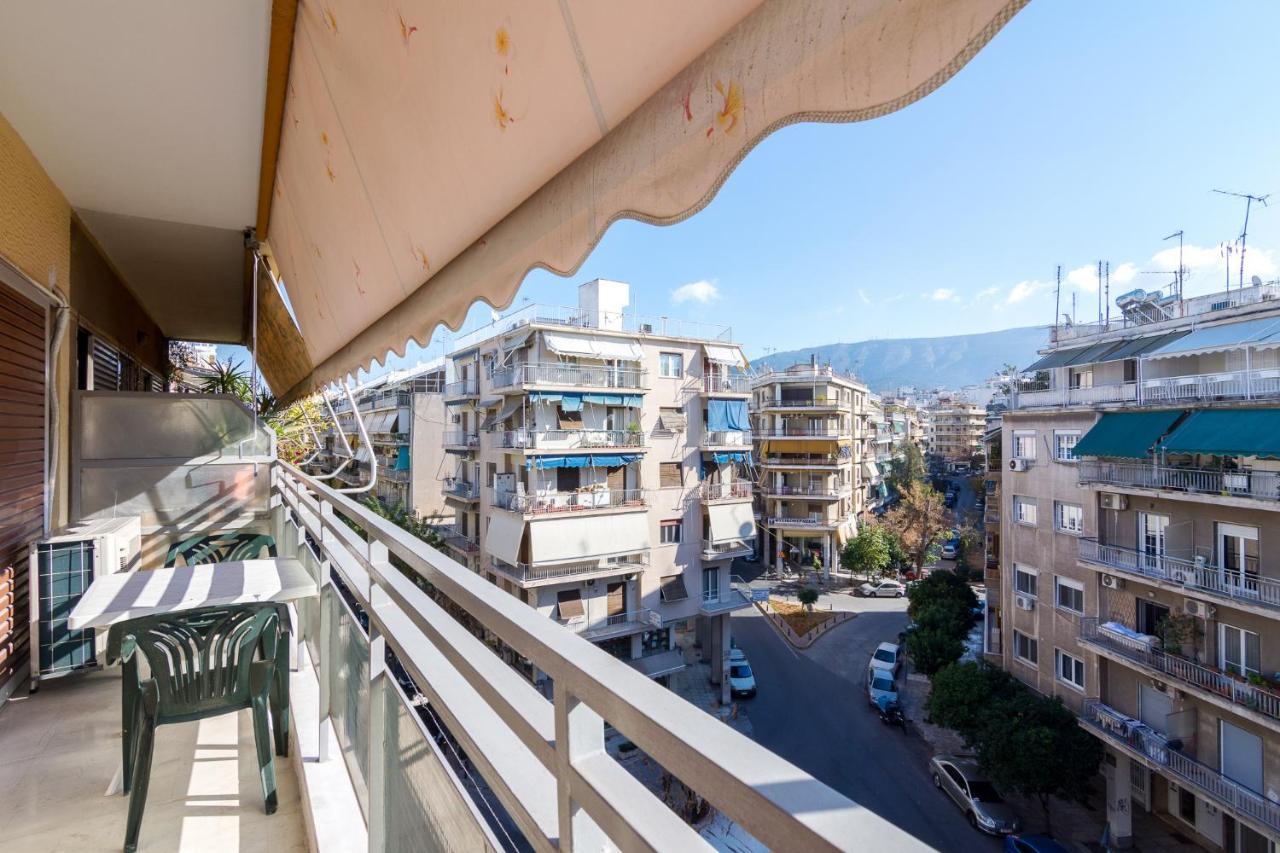 Spacious And Modern Flat For 4 Athena Bagian luar foto